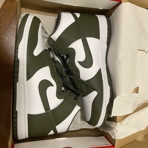 Nike dunks size 10.5 Men’s